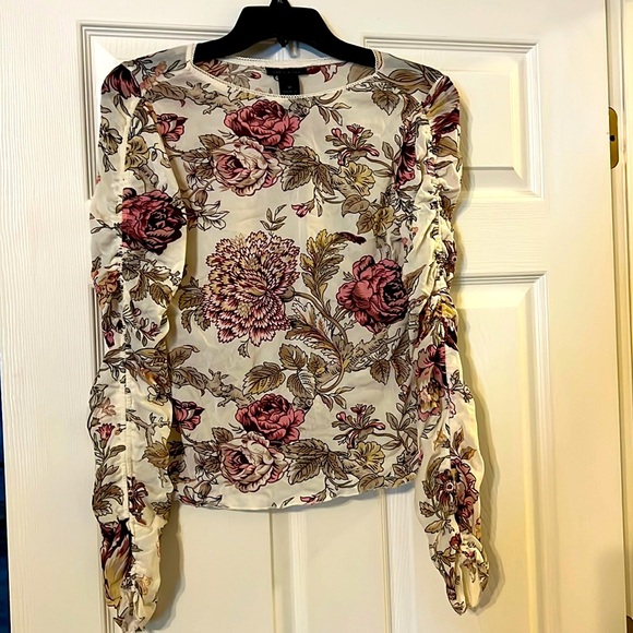 Ladies top The Limited szMedium - Picture 1 of 3